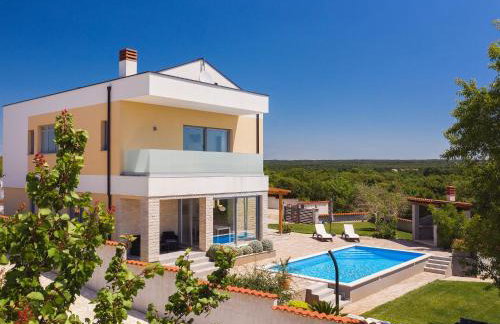 Villa in Peroj With Pool Near Barbariga Beach - Photo 22
