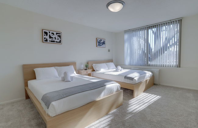 Elegant Apartments Near the Pentagon - Photo 8