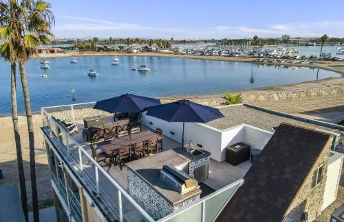 Stunning Bayfront condo with gorgeous views, garage, massive roof deck & AC - dogs welcome! - Foto 38