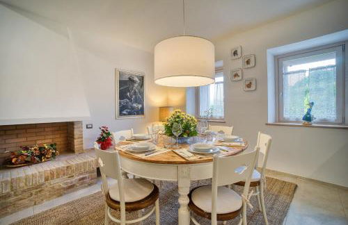 Borgo Canapegna - "La quercia d'oro" private pool in the heart of Le Marche - Foto 7