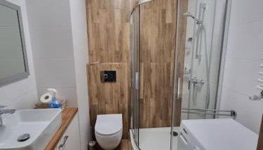 Uroczy apartament blisko jeziora - Foto 3