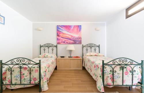 Intera villa ad uso esclusivo con 2 bagni 4 camere da letto,garage,giardino,area fitness,lavatrice,wifi - Foto 22