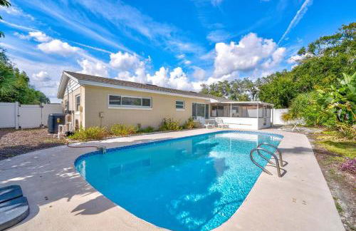 Spacious Casselberry House with Backyard Pool - Photo 54