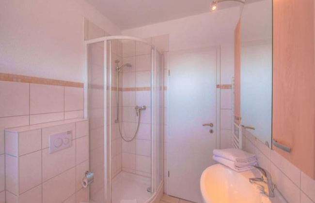 Apartment in Schrocken Near Ski Arlberg - Photo 16