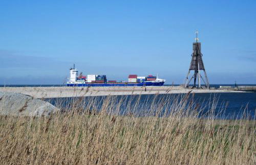 Lüttje Huus Frieda mit Strandkorb am Strand von Mai bis September - Photo 22