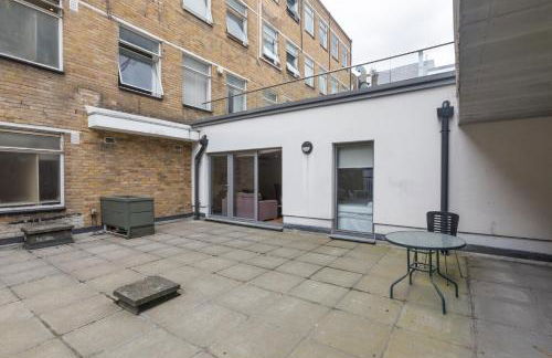 Zone 1 Modern 2 Bed 2 Bath Apt with outdoor space Hyde park - Foto 12