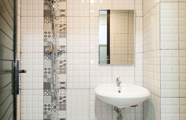 Homey Studio At De Prima Apartment - Photo 10