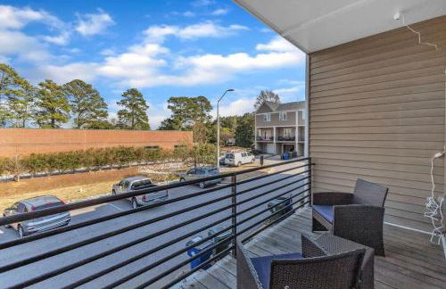 3BR Townhouse King Bed Garage Near NC State - Foto 22