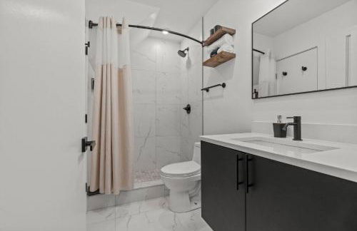 SLEEP 8 Outdoor Patio-Old City- 2 NEW Townhouses - Foto 31