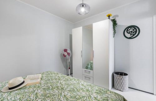 Waterview Apartments - Koru Apartment and pool - Photo 14