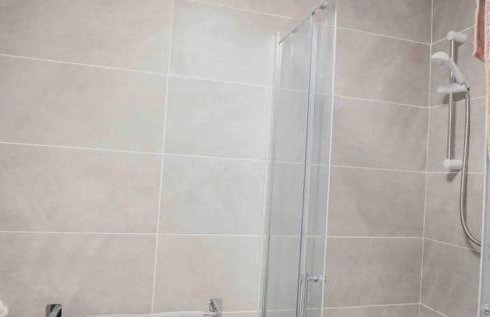 Glasgow City - 1 Bedroom Apartment - Foto 3