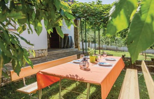 Two-Bedroom Apartment In Radmani - Photo 7