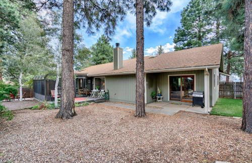 Skyline Stargazing Cabin with hot tub - Photo 29
