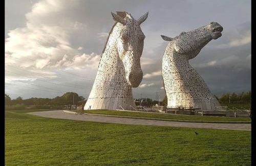 Intertwined - Edinburgh Glasgow - Foto 26