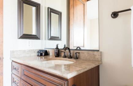 Sunbeam by Avantstay Elegant, Private Desert Home w/ Infinity Pool, Spa & View - Photo 43