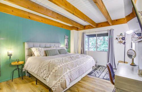 Cozy and Chic Lake Arrowhead Cabin with Deck! - Foto 15