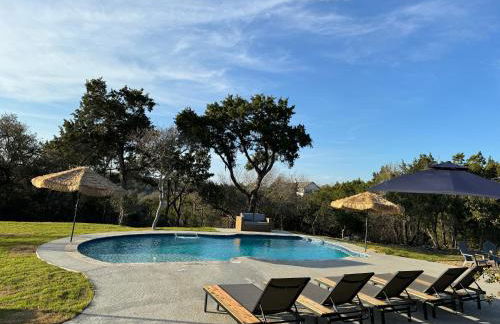 Upscale Modern Hill Country Home! Has it ALL! - Foto 12