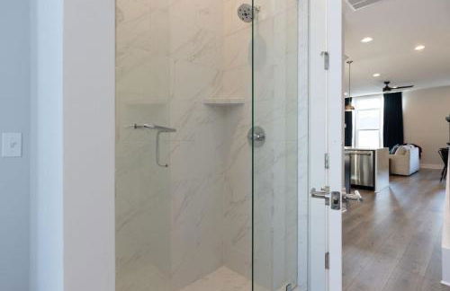 Large Royal Townhome Beautiful Design and Rooftop - Foto 10