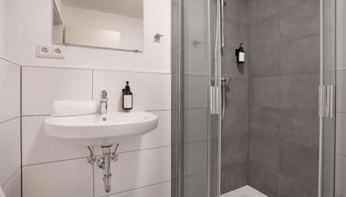 Stilvolle Apartments in der Osnabrücker Innenstadt I home2share - Foto 5, Shower