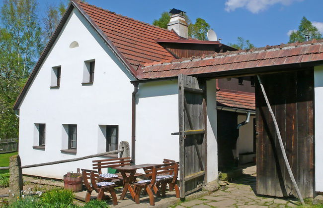 5 bedroom House in Benešov nad Černou with private pool and garden - Photo 18