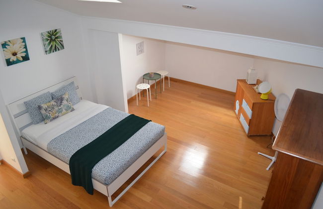 Cozy Studio at Carcavelos Beach - Photo 1