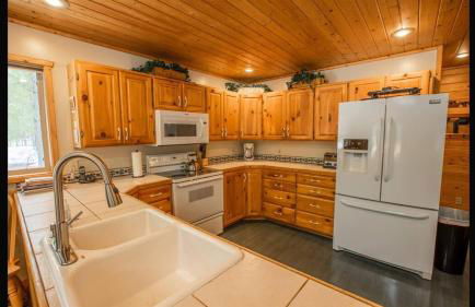 Island Park Hideaway -Bill's Island -Hot Tub -BBQ - Foto 30