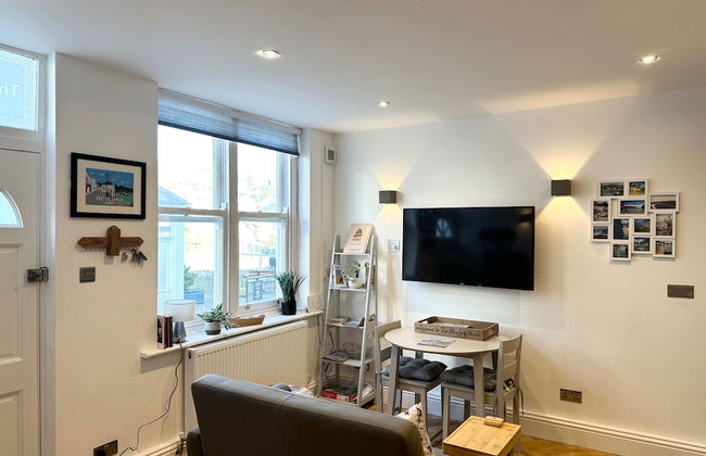 The Slipway Suite, Fowey Harbour & Parking 1 Min - Photo 8