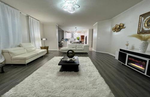 Spacious 5 BR House w/ Gym - Foto 54