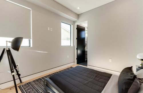 Posh Luxury Modern Home with Pool Spa and Rooftop Deck - Foto 23