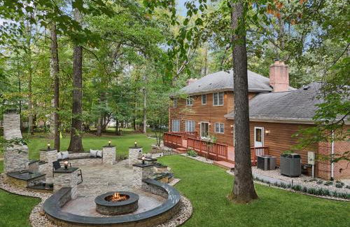 DC Luxury Retreat in Forest Spacious Full of Fun - Foto 74