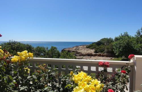 Beachfront, pool, air conditioning, 3 bedrooms, sea view - Photo 21