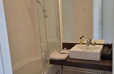 Cottage Le Vau 2, draps fournis, piscine - Foto 8