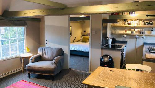 Tudor House - Foto 3