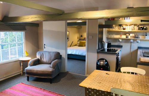 Tudor House - Foto 3