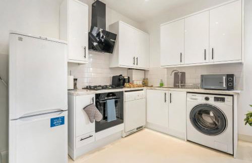 London Wembley Luxury Stay 2BR Apartment next to stadium with Free Parking - Foto 4