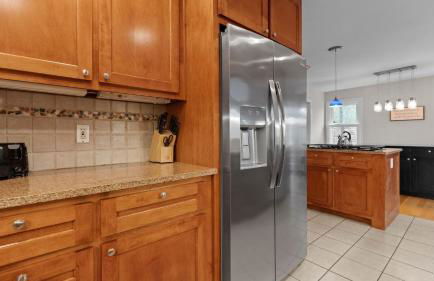 Sleeps 22, Lakefront w/ Private Dock & Pool, 2 Houses Lake Living by Avantstay - Foto 92