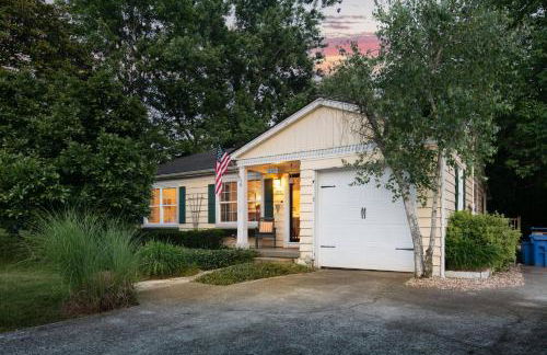 Charming Cottage | Near I-75 & Horse Park + Farms - Photo 4