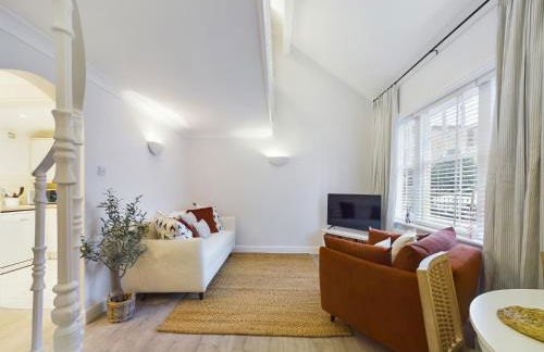 “The Sleepers Cottage” 2-6 people w/ free parking - Photo 2