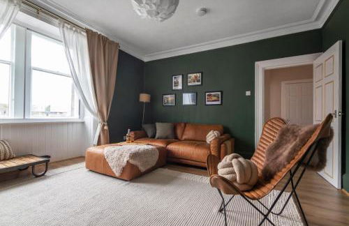 Trendy 2 Bed Flat - Near Airport - Foto 9