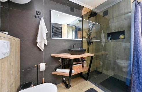 Lovely Home In Kunovec Breg With Sauna - Photo 23