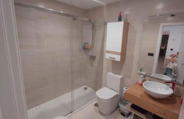 Torre D'Arenas, playa Victoria, piscina y parking - Photo 25