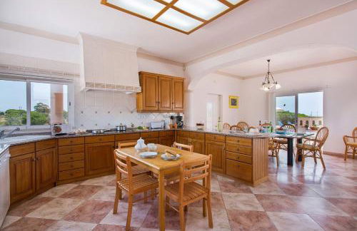 Villa Ocean View by Villa Plus - Photo 25