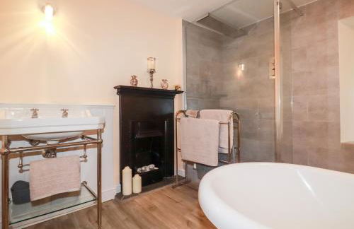 Still Waters - Foto 25