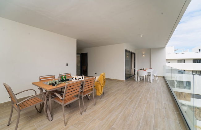 4 Bedroom Beach Penthouse w Private Rooftop - Foto 25