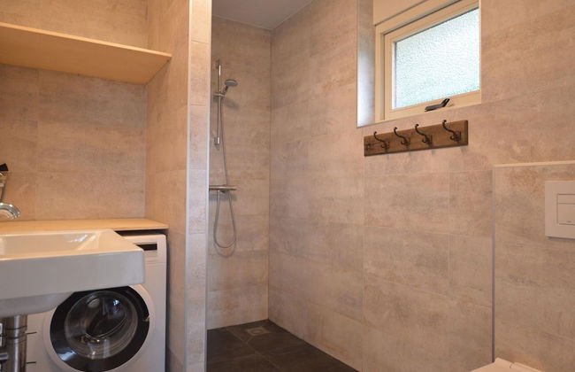 Peaceful Holiday Home in Lemele - Photo 12