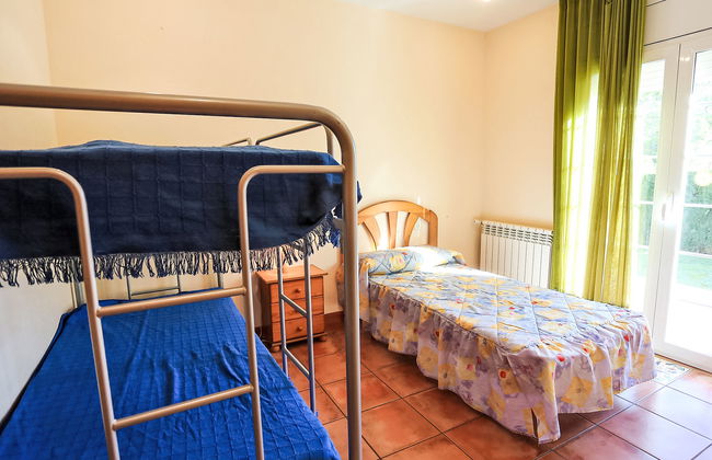 Villa Caleta - Photo 17