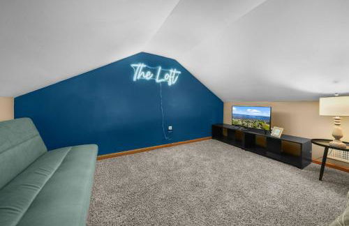 Sauna, Game Room, and Beach Front on Houghton Lake - Foto 60