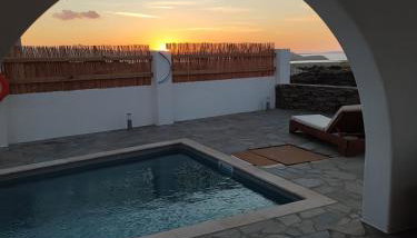 Daphne's Place - Private Villa with Pool in Naxos - Foto 3, sunbed