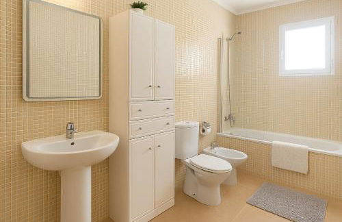 Vickys Villa - Photo 16