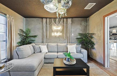 Luxury 5BR Getaway w Pool Hot Tub & Cinema - Foto 18